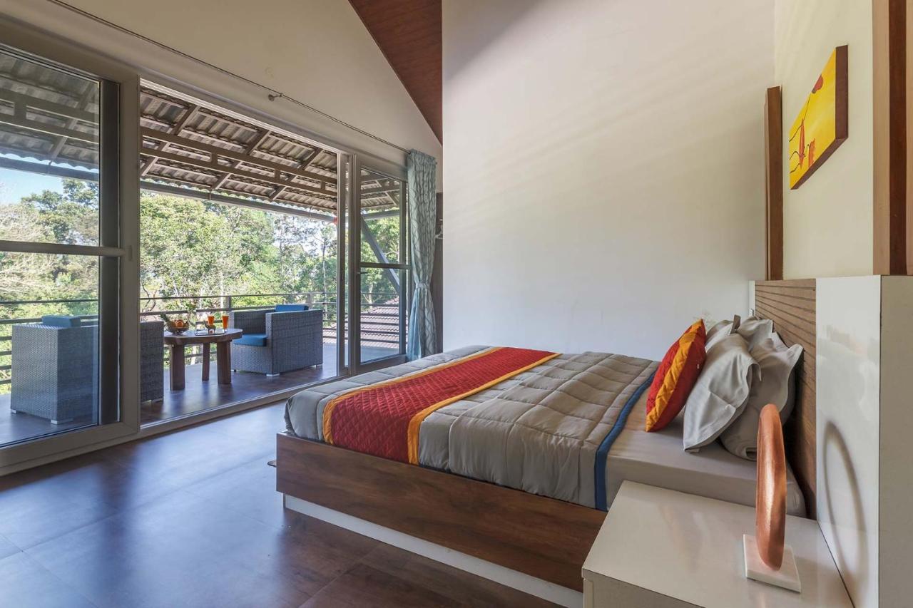 Coffee & Mist Luxury Villa- Comp Breakfast, Pool, Lounge, And Coffee Estate By Stayvista Madikeri Bagian luar foto