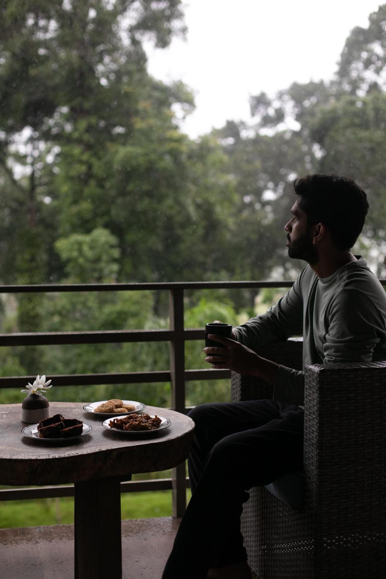 Coffee & Mist Luxury Villa- Comp Breakfast, Pool, Lounge, And Coffee Estate By Stayvista Madikeri Bagian luar foto
